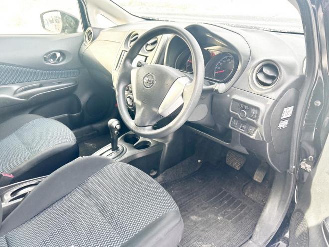 ノート1.2X FOUR Vセレクション+セーフティ 4WD　ローンが不安な方＜優遇ローン＞本州仕入　エマージェンシーブレーキ　社外ナビ 4WD