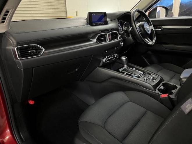 CX-5ＸＤ　プロアクティブ　本州仕入　寒冷地仕様　禁煙車　ドライビングポジションサポートＰＫＧ　衝突軽減ブレーキ　レーダークルーズ　ブラインドスポット　純正１９インチＡＷ　社外１７ＡＷ＋スタッドレスタイヤ付　パワートランク 4WD 2200 5Dr