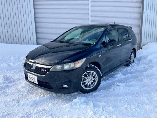 ストリームRSZ 4WD 1800 ５Dr