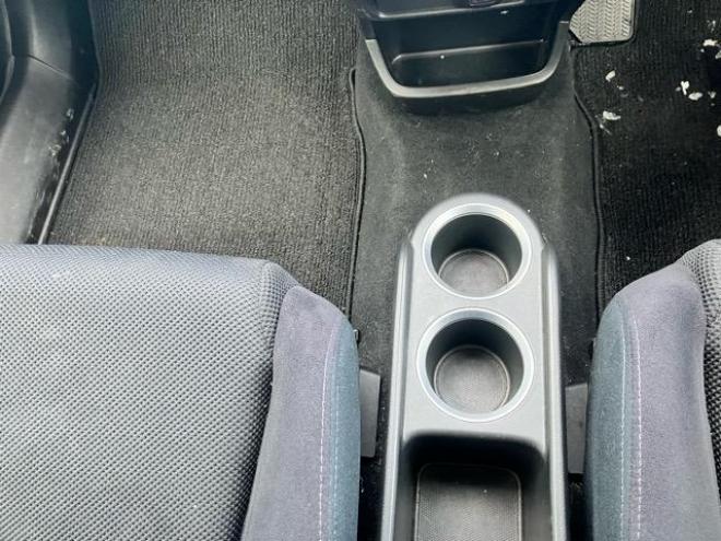 ストリームRSZ 4WD 1800 ５Dr