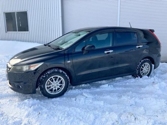 ストリームRSZ 4WD 1800 ５Dr