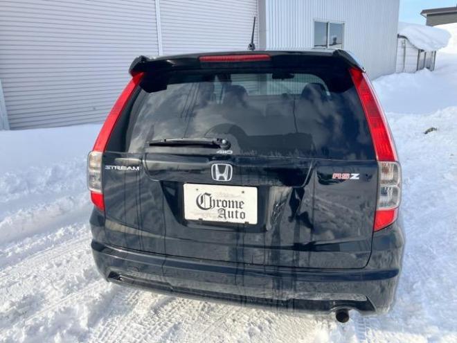 ストリームRSZ 4WD 1800 ５Dr