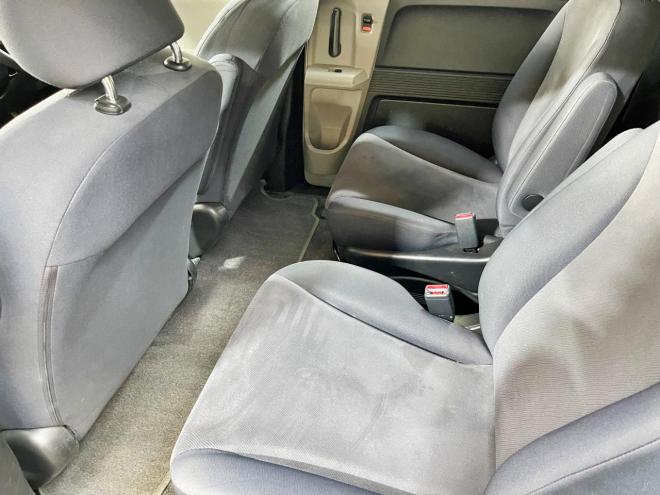 フリード1.5G 4WD 5年保証 ナビ Bカメ ETC 夏冬タイヤ 寒冷地仕様 禁煙 修復歴無