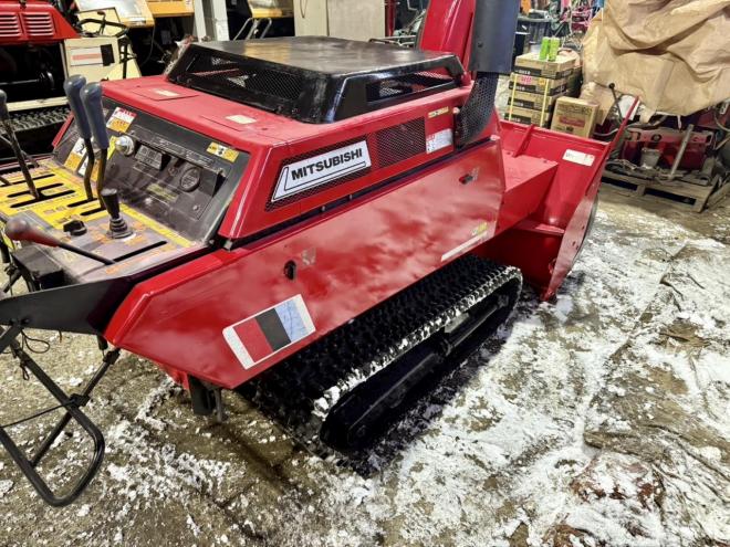 除雪機三菱 MSR1150DHF 24馬力 大型ディーゼル除雪機 ロングシューター
