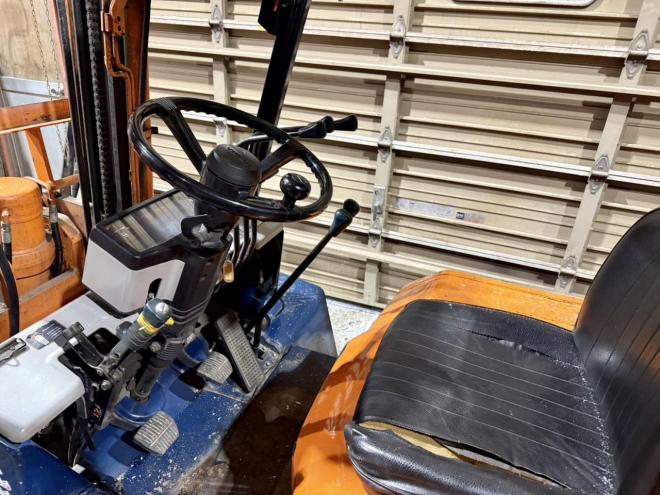 フォークリフトトヨタ 5FGL25 2.5トン ガソリン ヒンジ付き 毎年点検済