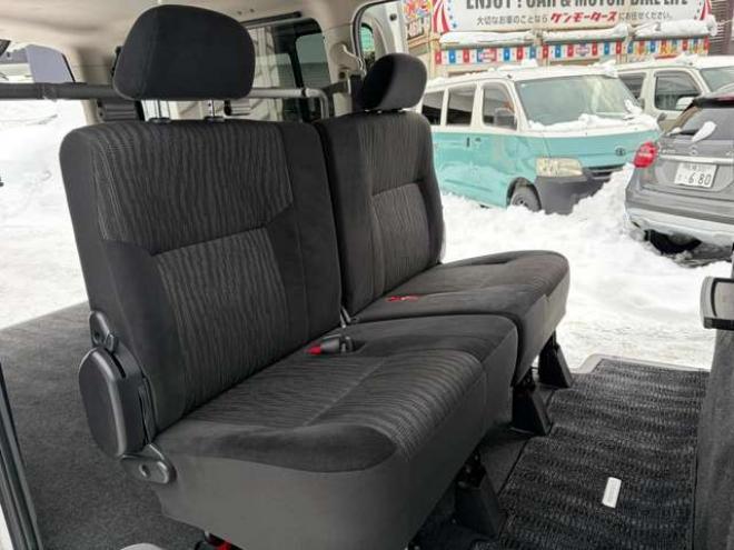 キャラバンNV350 2.5 プレミアムGX ロングボディ ディーゼルターボ 4WD　バックカメラ　エアコン　ドライブレコーダー　ETC　パワステ　パワーウィンドウ　スマートキー　キーレス　片側スライドドア 2500