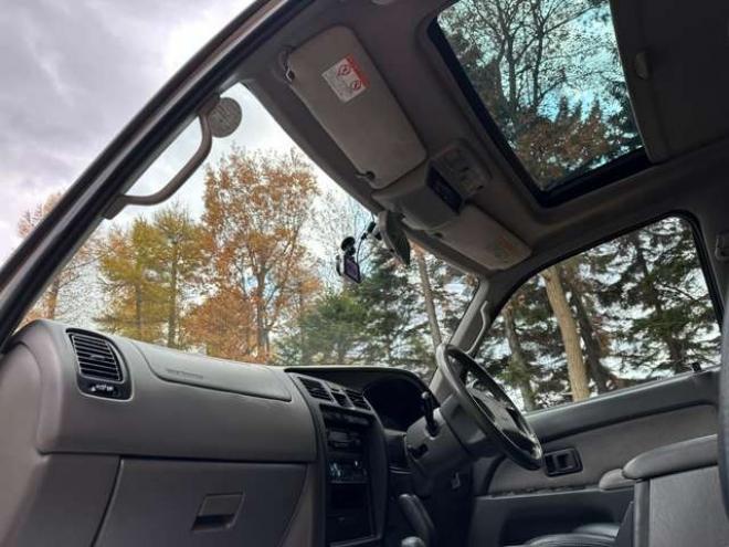 ハイラックスサーフ3.0 SSR-X ディーゼルターボ 4WD　サンルーフ　リフトアップ　ETC　パワステ　パワーウィンドウ　社外アルミ　ABS　キーレス　CDオーディオ 3000