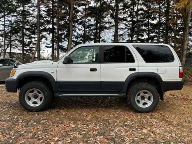 ハイラックスサーフ3.0 SSR-X ディーゼルターボ 4WD　サンルーフ　リフトアップ　ETC　パワステ　パワーウィンドウ　社外アルミ　ABS　キーレス　CDオーディオ 3000