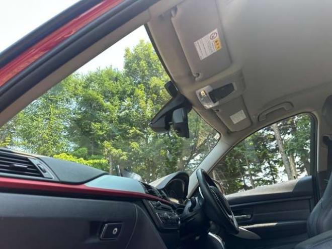 BMW3シリーズ 320i xドライブ 4WD　電動シート/ナビ/Bカメラ/CD/Bluetooth 正規輸入車 2000