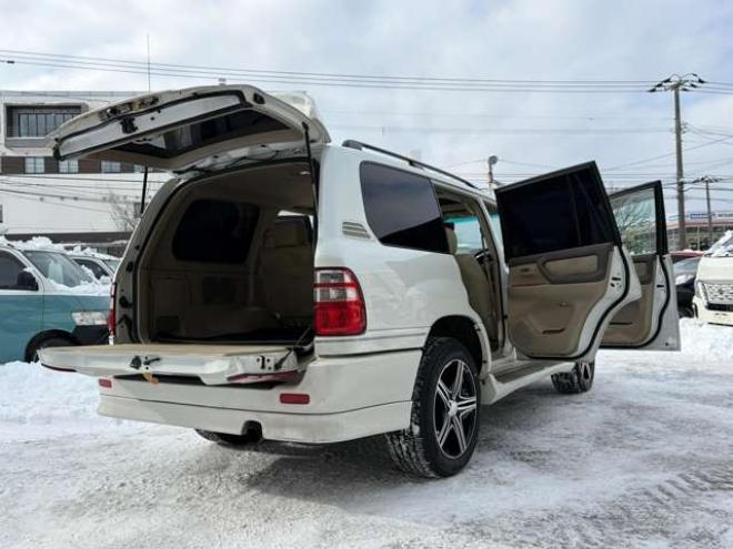 ランドクルーザー100 4.2 VXリミテッド Gセレクション ディーゼルターボ 4WD　ETC　パワステ　電動シート　クルーズコントロール　ABS　シートヒーター　パワーウィンドウ　キーレス　サンルーフ　アルミホイール 4200