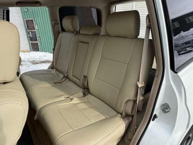 ランドクルーザー100 4.2 VXリミテッド Gセレクション ディーゼルターボ 4WD　ETC　パワステ　電動シート　クルーズコントロール　ABS　シートヒーター　パワーウィンドウ　キーレス　サンルーフ　アルミホイール 4200