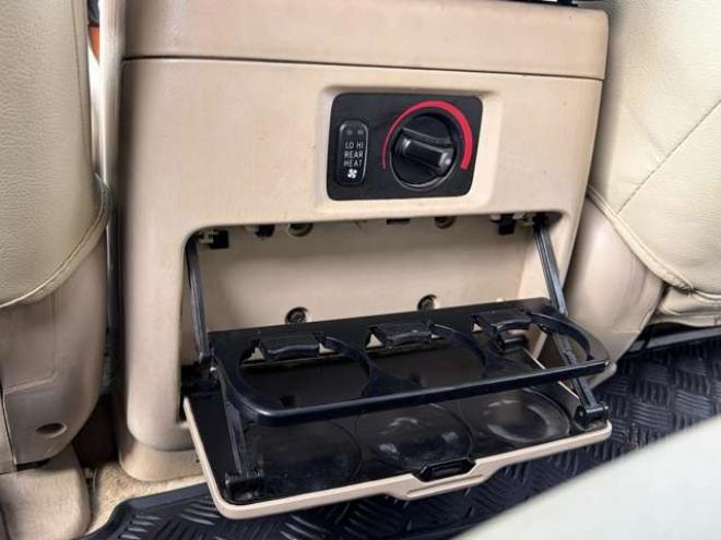 ランドクルーザー100 4.2 VXリミテッド Gセレクション ディーゼルターボ 4WD　ETC　パワステ　電動シート　クルーズコントロール　ABS　シートヒーター　パワーウィンドウ　キーレス　サンルーフ　アルミホイール 4200