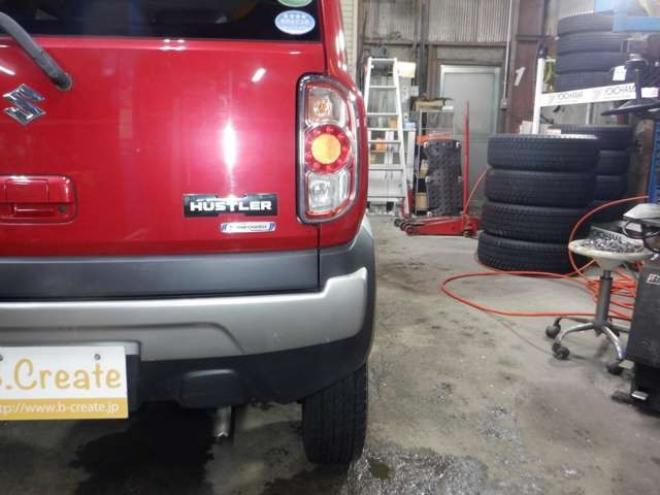 ハスラーJスタイルIII 4WD　ナビ・TV・B/T・後期型・前席シートヒーター・スマートキー・プッシュスタート・HID・ETC・LEDフォグランプ・アイドリングストップ・オートライト・衝突軽減・ルーフレール・DVD再生・ミラーヒーター 660