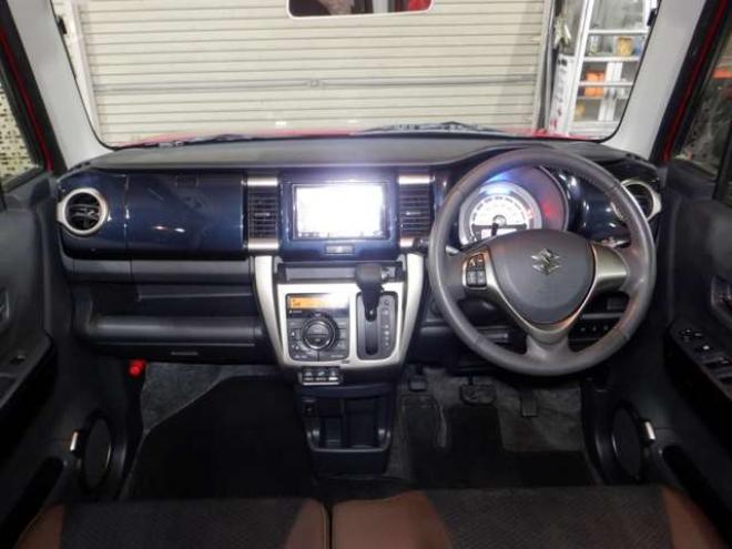 ハスラーJスタイルIII 4WD　ナビ・TV・B/T・後期型・前席シートヒーター・スマートキー・プッシュスタート・HID・ETC・LEDフォグランプ・アイドリングストップ・オートライト・衝突軽減・ルーフレール・DVD再生・ミラーヒーター 660