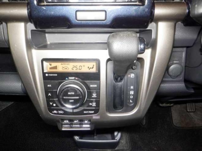 ハスラーJスタイルIII 4WD　ナビ・TV・B/T・後期型・前席シートヒーター・スマートキー・プッシュスタート・HID・ETC・LEDフォグランプ・アイドリングストップ・オートライト・衝突軽減・ルーフレール・DVD再生・ミラーヒーター 660