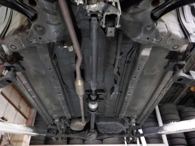 ハスラーJスタイルIII 4WD　ナビ・TV・B/T・後期型・前席シートヒーター・スマートキー・プッシュスタート・HID・ETC・LEDフォグランプ・アイドリングストップ・オートライト・衝突軽減・ルーフレール・DVD再生・ミラーヒーター 660