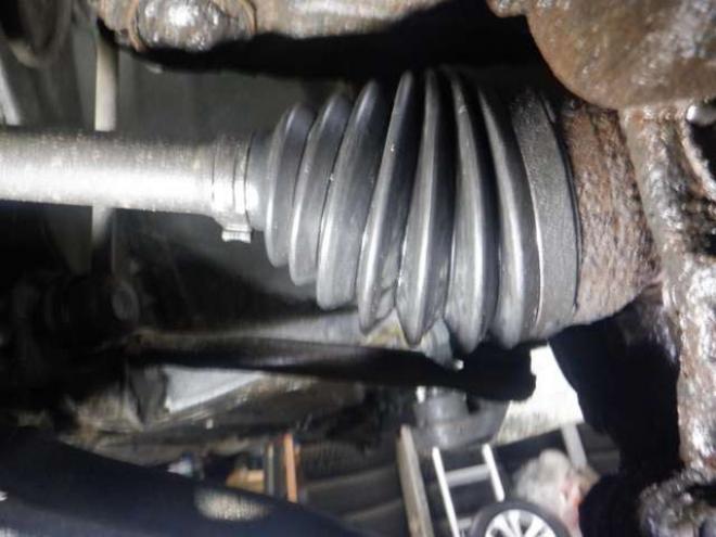 エクストレイル2.0 20X エマージェンシーブレーキパッケージ 2列車 4WD　ナビ・TV・Bluetooth・Bカメラ・LEDヘッド・プッシュスタート・LEDヘッドライト・エマブレ・クリアランスソナー・前席シートヒーター・レーンキープ 2000