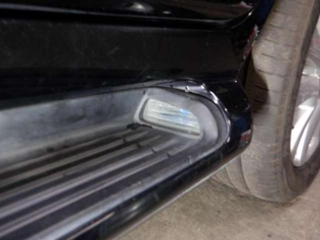 ランドクルーザー200 4.6 ZX 4WD　本州仕入・ナビ・TV・B/T・サンルーフ・革　Bカメラ・ガナドールマフラー・ヒッチメンバー・シートヒーター・エアコン・電動シート・電動リアゲート 4600