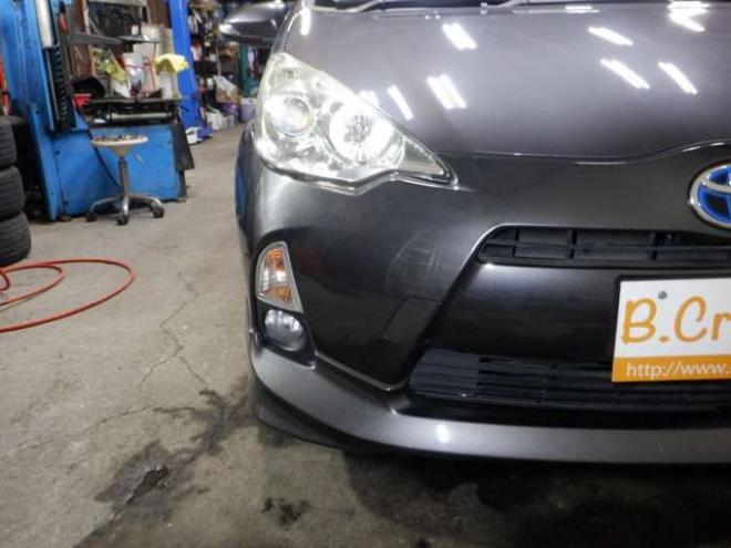 アクア1.5 G ブラックソフトレザーセレクション　本州仕入・ナビ・TV・B/T・レザーシート・本州仕入・純正エアロ・シートヒーター・ステアリングスイッチ・バックカメラ・スマートキー・プッシュスタート 2WD 1500