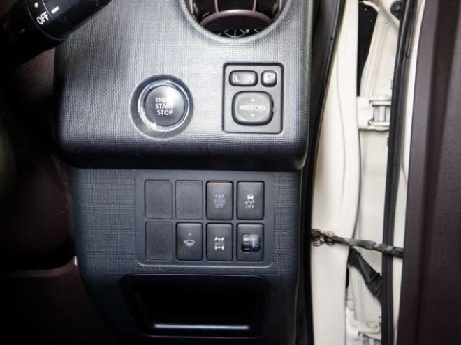 ポルテ1.5 F 4WD　ナビ・TV・B/T・Bカメラ・パワスラ・ETC・ワイパーデアイサー・ライトレベライザー・社外エンスタ・フォグランプ・社外15インチAW 1500