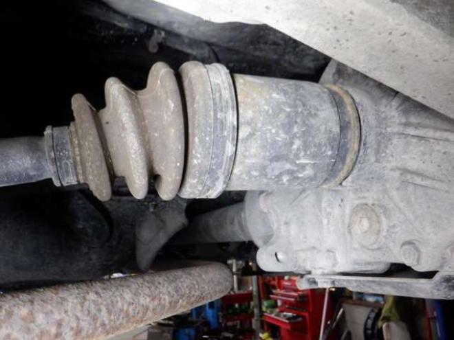 ポルテ1.5 F 4WD　ナビ・TV・B/T・Bカメラ・パワスラ・ETC・ワイパーデアイサー・ライトレベライザー・社外エンスタ・フォグランプ・社外15インチAW 1500