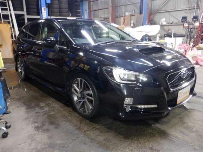 レヴォーグ1.6 GT-S アイサイト 4WD　本州仕入・ナビ・TV・Bカメラ・B/T・衝突軽減・前席パワーシート・LEDヘッドライト・LEDアクセサリーライナー・スマートキー・プッシュスタート・ETC・フォグランプ・クルコン 1600