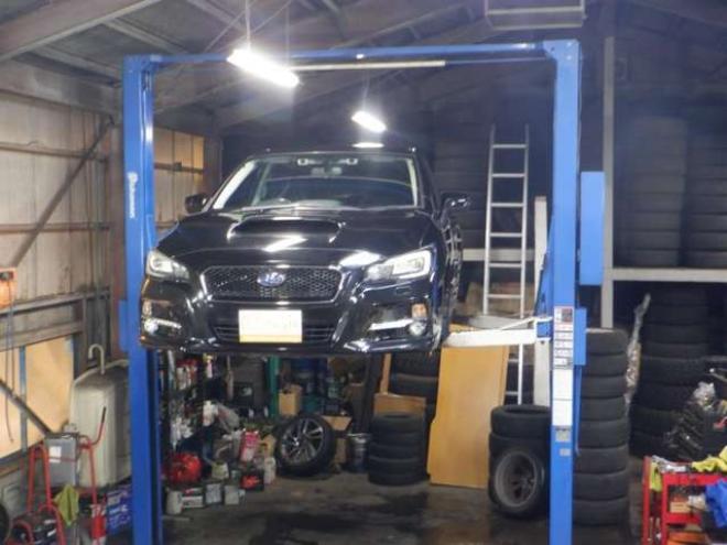 レヴォーグ1.6 GT-S アイサイト 4WD　本州仕入・ナビ・TV・Bカメラ・B/T・衝突軽減・前席パワーシート・LEDヘッドライト・LEDアクセサリーライナー・スマートキー・プッシュスタート・ETC・フォグランプ・クルコン 1600