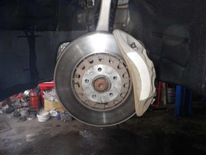 アウディA8 55 TFSI クワトロ 4WD　本州仕入・ナビ・TV・B/T・サンルーフ・黒革・360°カメラ・LEDヘッドライト・後席リモート・BANG&OLUSENサウンド・電動トランク・全席電動シート・全席パワークロージングドア・ヘッドアップディスプレイ 3000