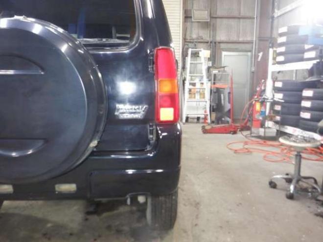 ジムニークロスアドベンチャー XC 4WD　本州仕入・ナビ・TV・B/T・シートヒーター・キーレス・ミラーヒーター・ターボ・ライトレベライザー・ETC・ドアバイザー・電動格納ミラー・16インチ社外AW・フォグランプ 660