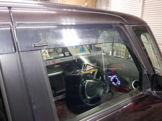 スペーシアX リミテッド スマートフォン連携ナビゲーション装着車 4WD　本州仕入・スマホ連携ナビ・TV・B/T・Bカメラ・両側電動・前席シートヒーター・衝突軽減・スマートキー・プッシュスタート・HID・ETC・純正AW・アイドリングストップ・ステアリングスイッチ 660