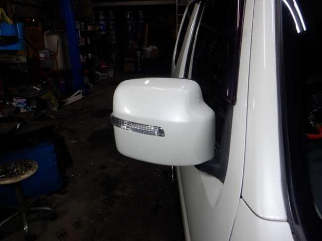 ジムニーワイルドウインド 4WD　本州仕入・ナビ・TV・Bカメラ・専用レザーシート・ETC・キーレス・シートヒーター・フォグランプ・ターボ・純正AW・電動格納ミラー・ミラーヒーター・ルーフレール 660