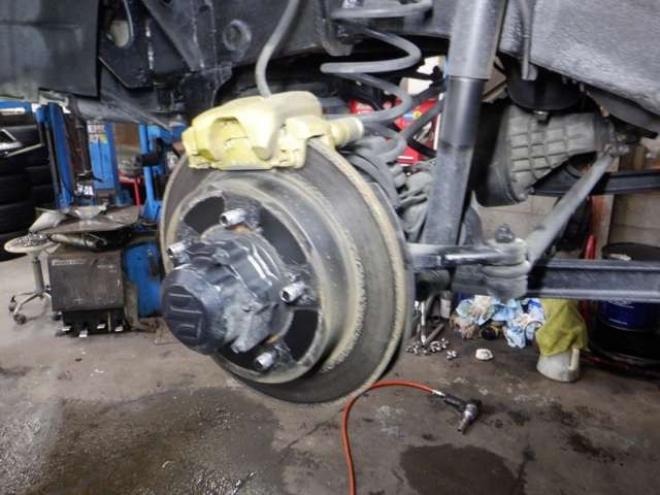 ジムニーワイルドウインド 4WD　本州仕入・ナビ・TV・Bカメラ・専用レザーシート・ETC・キーレス・シートヒーター・フォグランプ・ターボ・純正AW・電動格納ミラー・ミラーヒーター・ルーフレール 660