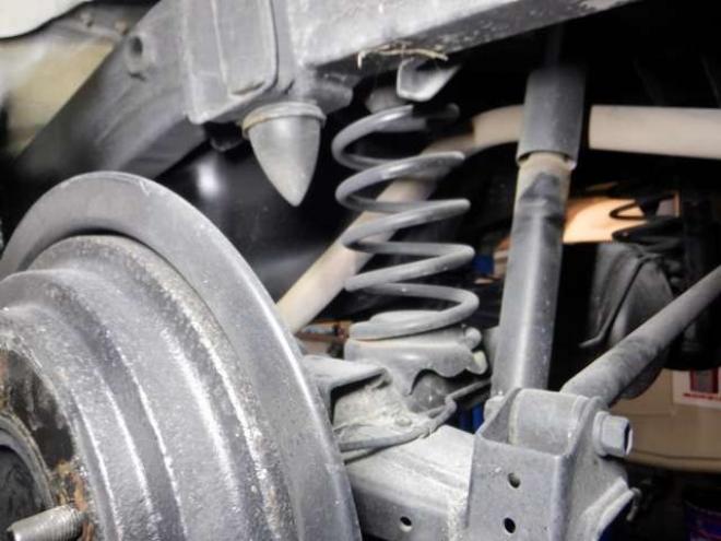 ジムニーワイルドウインド 4WD　本州仕入・ナビ・TV・Bカメラ・専用レザーシート・ETC・キーレス・シートヒーター・フォグランプ・ターボ・純正AW・電動格納ミラー・ミラーヒーター・ルーフレール 660