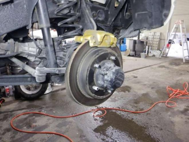 ジムニーワイルドウインド 4WD　本州仕入・ナビ・TV・Bカメラ・専用レザーシート・ETC・キーレス・シートヒーター・フォグランプ・ターボ・純正AW・電動格納ミラー・ミラーヒーター・ルーフレール 660