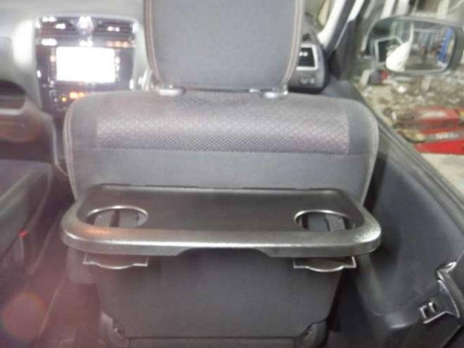 セレナ2.0 ハイウェイスター 4WD　ナビ・TV・Bカメラ・B/T・両側電動・インテリキー・プッシュスタート・アイドリングストップ・クルコン・HID・ETC・フォグランプ・純正AW・寒冷地仕様・純正エンスタ・リア席サンシェード 2000