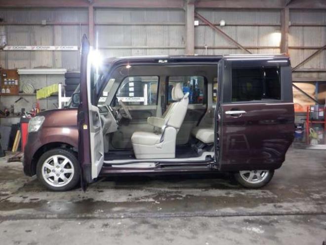 タントXターボ SA 4WD　ナビ・TV・両側電動・ターボ・スマートキー・プッシュスタート・スマアシ・ライトレベライザー・フォグランプ・純正エンスタ・リア席サンシェード・アイドリングストップ・ベンチシート・ 660