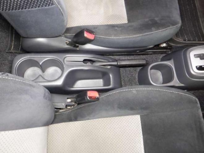 ジムニーワイルドウインド 4WD　本州仕入・ナビ・フルセグTV・キーレス・フォグランプ・シートヒーター・ミラーヒーター・ルーフレール・ターボ・社外AW・ライトレベライザー・電動格納ミラー・DVD再生・JAOSマッドガード 660