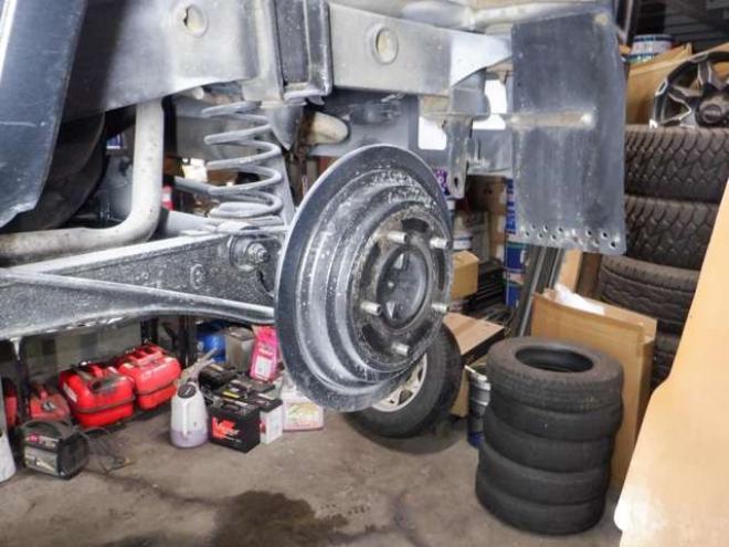 ジムニーワイルドウインド 4WD　本州仕入・ナビ・フルセグTV・キーレス・フォグランプ・シートヒーター・ミラーヒーター・ルーフレール・ターボ・社外AW・ライトレベライザー・電動格納ミラー・DVD再生・JAOSマッドガード 660