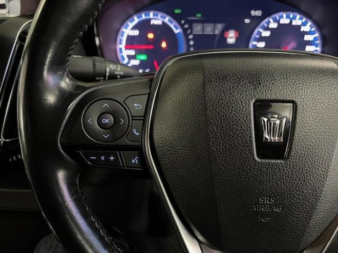 クラウンハイブリッドＲＳアドバンス　本州仕入　ワンオーナー　寒冷地仕様　禁煙車　電動サンルーフ　ヘッドアップディスプレイ　シーケンシャルウィンカー　純正ブラックレザーシート　純正１８インチスパッタリングＡＷ　社外１７ＡＷ＋スタッドレス付 4WD 2500 4Dr