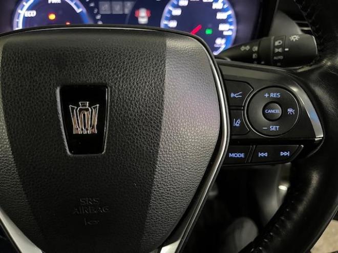 クラウンハイブリッドＲＳアドバンス　本州仕入　ワンオーナー　寒冷地仕様　禁煙車　電動サンルーフ　ヘッドアップディスプレイ　シーケンシャルウィンカー　純正ブラックレザーシート　純正１８インチスパッタリングＡＷ　社外１７ＡＷ＋スタッドレス付 4WD 2500 4Dr