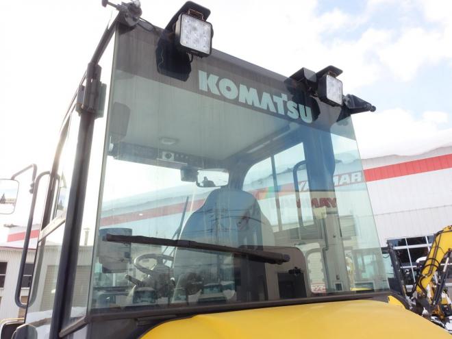 ホイールローダコマツ WA40-8　バケット容量0.5m3　