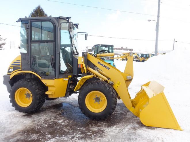 ホイールローダコマツ WA40-8　バケット容量0.5m3　