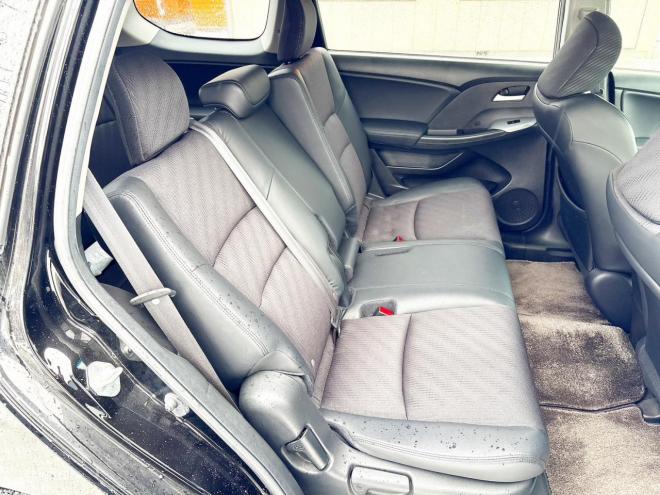 オデッセイ2.4アブソルート 4WD　ローンが不安な方＜優遇ローン＞本州仕入 1年保証　純正ナビ　バックカメラ 