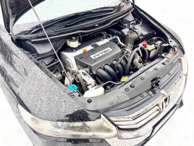 オデッセイ2.4アブソルート 4WD　ローンが不安な方＜優遇ローン＞本州仕入 1年保証　純正ナビ　バックカメラ 