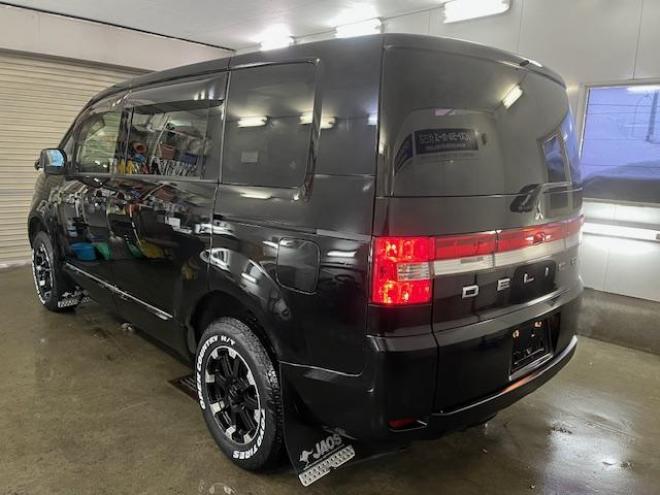 デリカＤ：５　Ｇパワーパッケージ　本州仕入　寒冷地仕様　禁煙車　両側パワースライドドア　社外１６インチブラポリＡＷ＋新品ＴＯＹＯホワイトレター　新品ＪＡＯＳブラックマッドガード　ストラーダナビ　地デジ　ＤＶＤ再生　Ｂｌｕｅｔｏｏｔｈ 4WD 2400 5Dr