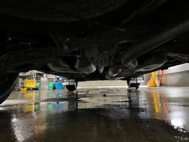 デリカＤ：５　Ｇパワーパッケージ　本州仕入　寒冷地仕様　禁煙車　両側パワースライドドア　社外１６インチブラポリＡＷ＋新品ＴＯＹＯホワイトレター　新品ＪＡＯＳブラックマッドガード　ストラーダナビ　地デジ　ＤＶＤ再生　Ｂｌｕｅｔｏｏｔｈ 4WD 2400 5Dr