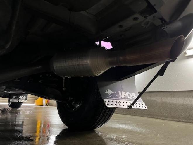 デリカＤ：５　Ｇパワーパッケージ　本州仕入　寒冷地仕様　禁煙車　両側パワースライドドア　社外１６インチブラポリＡＷ＋新品ＴＯＹＯホワイトレター　新品ＪＡＯＳブラックマッドガード　ストラーダナビ　地デジ　ＤＶＤ再生　Ｂｌｕｅｔｏｏｔｈ 4WD 2400 5Dr