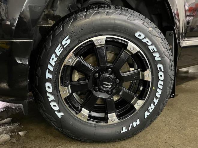 デリカＤ：５　Ｇパワーパッケージ　本州仕入　寒冷地仕様　禁煙車　両側パワースライドドア　社外１６インチブラポリＡＷ＋新品ＴＯＹＯホワイトレター　新品ＪＡＯＳブラックマッドガード　ストラーダナビ　地デジ　ＤＶＤ再生　Ｂｌｕｅｔｏｏｔｈ 4WD 2400 5Dr