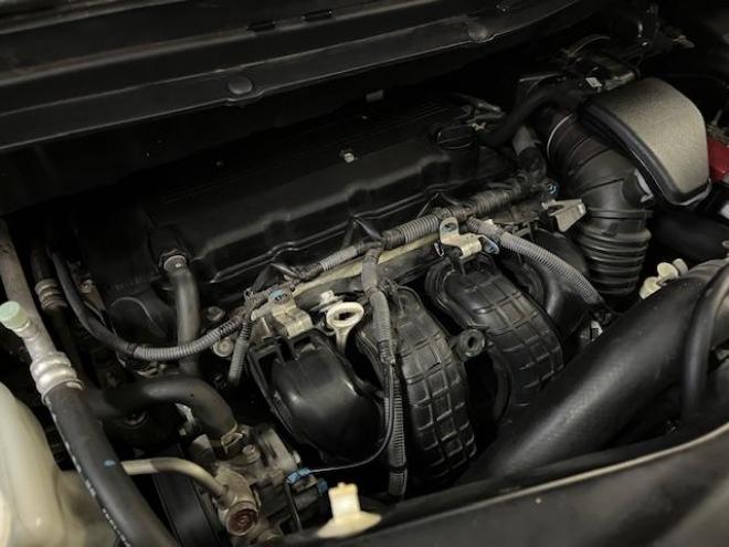 デリカＤ：５　Ｇパワーパッケージ　本州仕入　寒冷地仕様　禁煙車　両側パワースライドドア　社外１６インチブラポリＡＷ＋新品ＴＯＹＯホワイトレター　新品ＪＡＯＳブラックマッドガード　ストラーダナビ　地デジ　ＤＶＤ再生　Ｂｌｕｅｔｏｏｔｈ 4WD 2400 5Dr