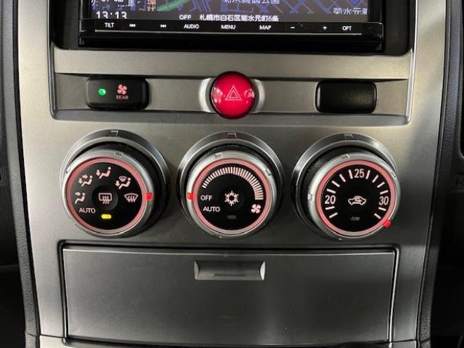 デリカＤ：５　Ｇパワーパッケージ　本州仕入　寒冷地仕様　禁煙車　両側パワースライドドア　社外１６インチブラポリＡＷ＋新品ＴＯＹＯホワイトレター　新品ＪＡＯＳブラックマッドガード　ストラーダナビ　地デジ　ＤＶＤ再生　Ｂｌｕｅｔｏｏｔｈ 4WD 2400 5Dr